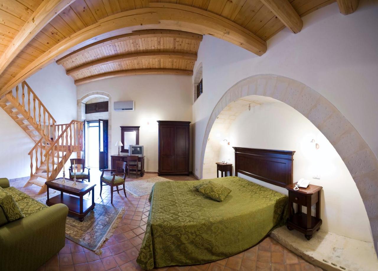 Feudo Bauly Hotel Palazzolo Acreide Exterior photo